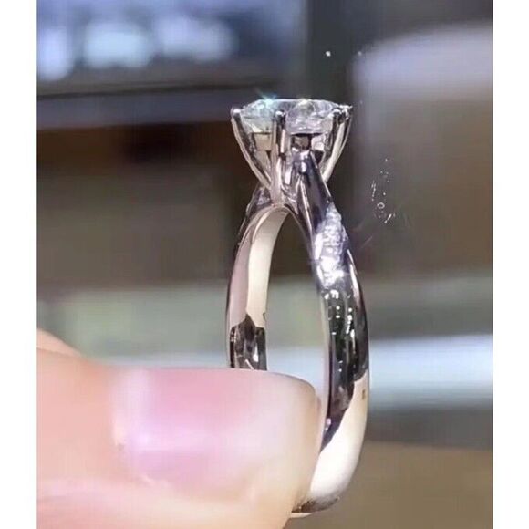 925 Sterling Silver 1 Ct Moissanite Simple Ring Adjustable - Picture 4 of 6